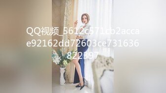 商场女厕全景偷拍3位黑丝美女职员还有一个刚修剪过B毛的小嫩B