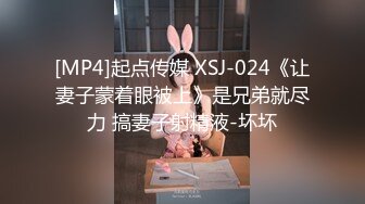 露出淫妻网红女神『Babyjee』露出多人TS两杆一洞 ，男女通吃型多人运动选手，露出、三洞全开、还有TS的加入 1 (1)