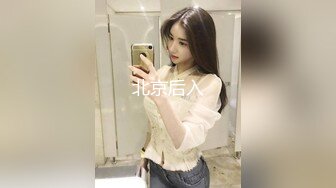 黄衣清纯小妹儿 认真服务69口交操2炮