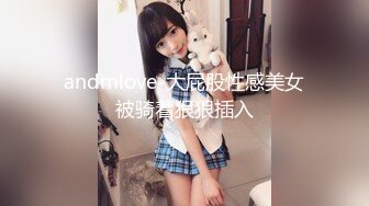 【纯欲系天花板】18双马尾萝莉，JK装短裙，撩起衣服揉捏奶子，紧致超粉美穴，超近距离特写，妹子一脸呆萌