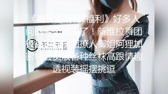 SWAG 饥渴模特儿用身体慰劳辛苦的摄影师 Cardibebe