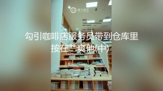 重磅月女神福利，推特极品身材长腿露出娇淫妻【傲娇小仙女】最新私拍，洗澡户外露出一字马放尿销魂紫薇淫语挑逗 (2)