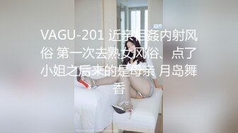 (鲜肉弟弟) (推荐) 大学城附近人软件约啪白嫩大一新生暴力打桩口喂精液