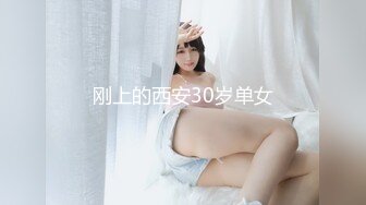 【推特巨乳】z杯悠悠 陈若初 最新iyaofans福利，震惊，出人意料的大，甩起来这画面让人傻眼 (2)