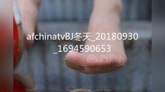 狗狗都喜欢在墙角尿尿，我也不例外